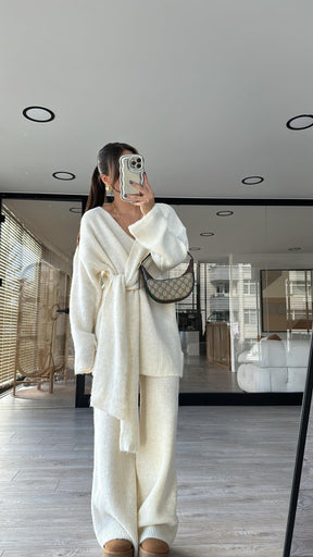 Conjunto Lia