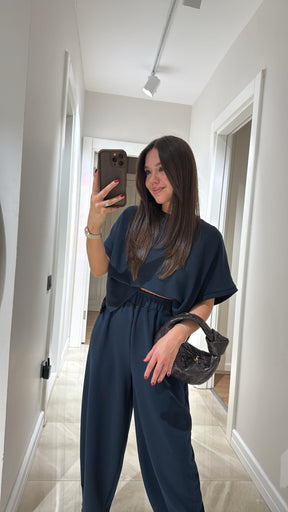 Conjunto Lia