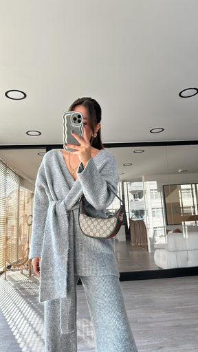 Conjunto Lia