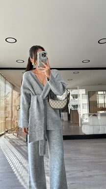 Conjunto Lia